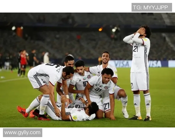 重庆篮球队在杯赛中的团队协作展现出色值得赞赏的表现分析